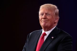 Trumpovi na našich životech nezáleží, chce jen Nob...